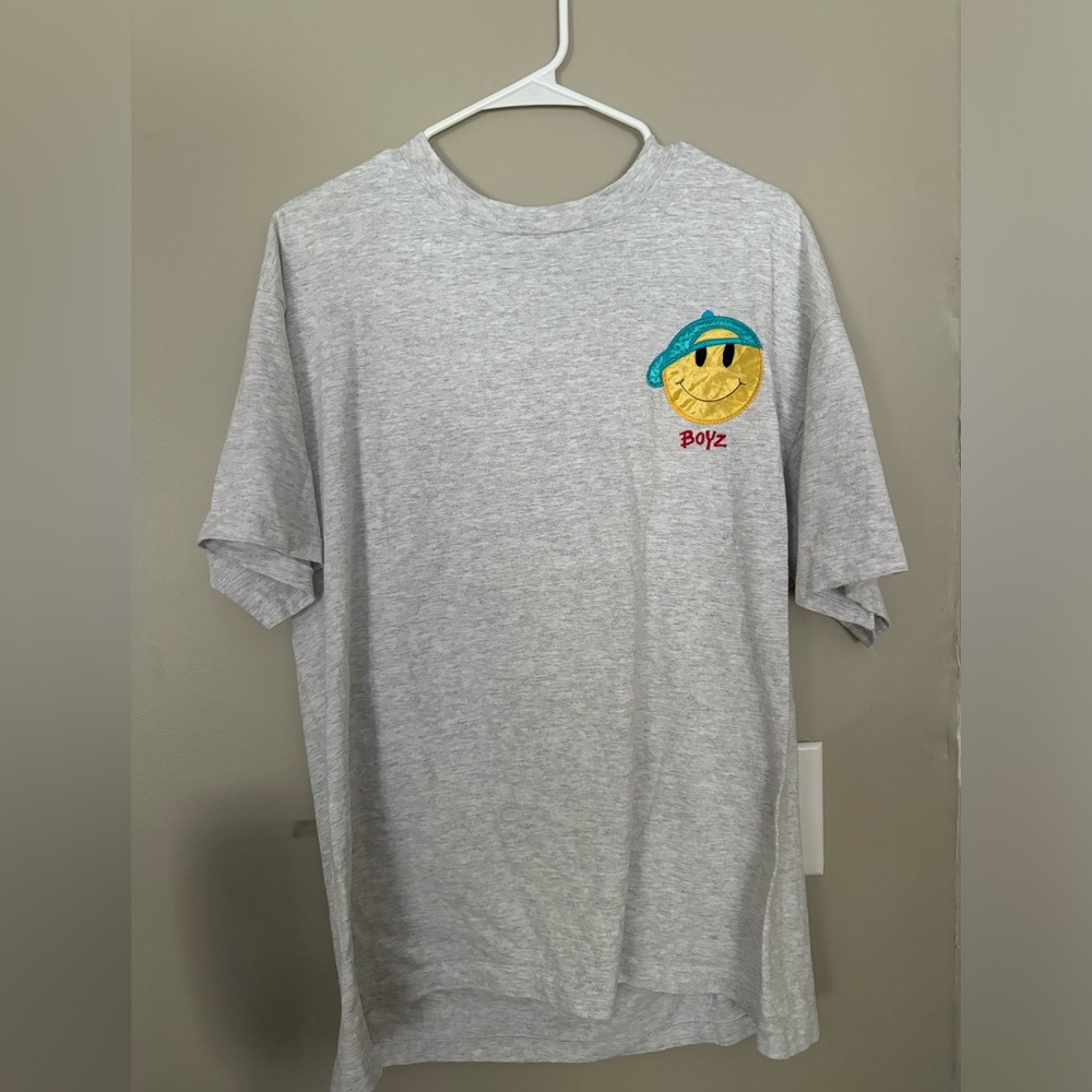 Graphic tee